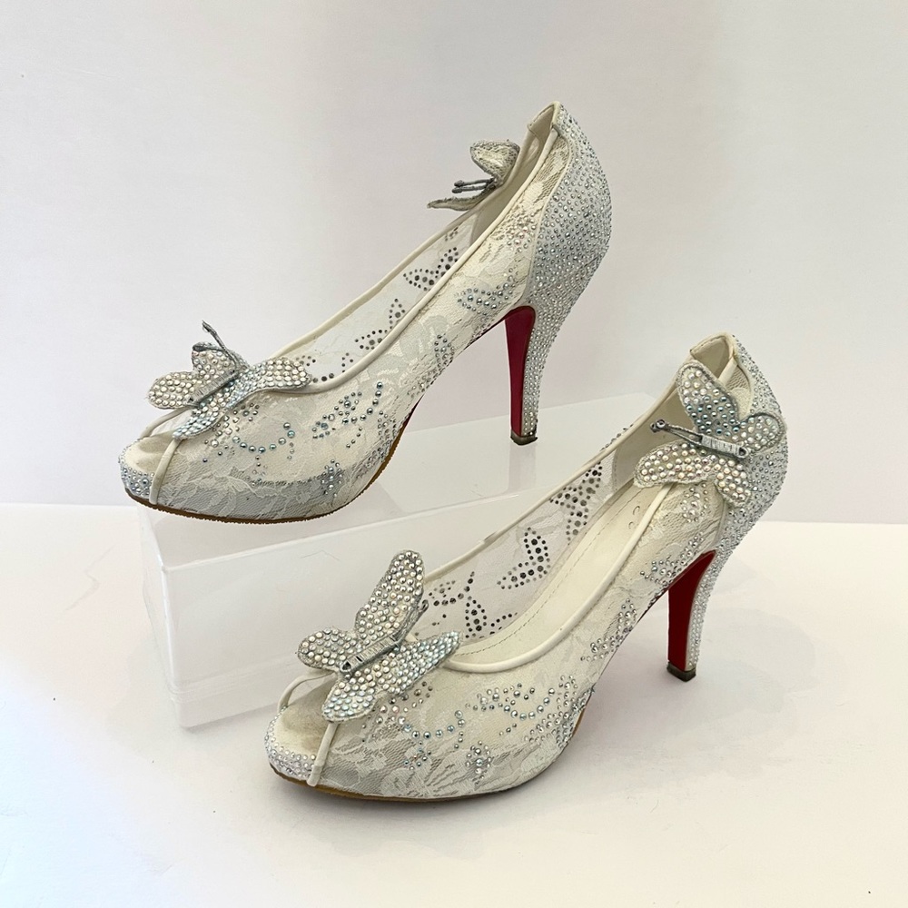 Women’s Cinderella Wedding Butterfly Sparkle Ivory Heels Size 9